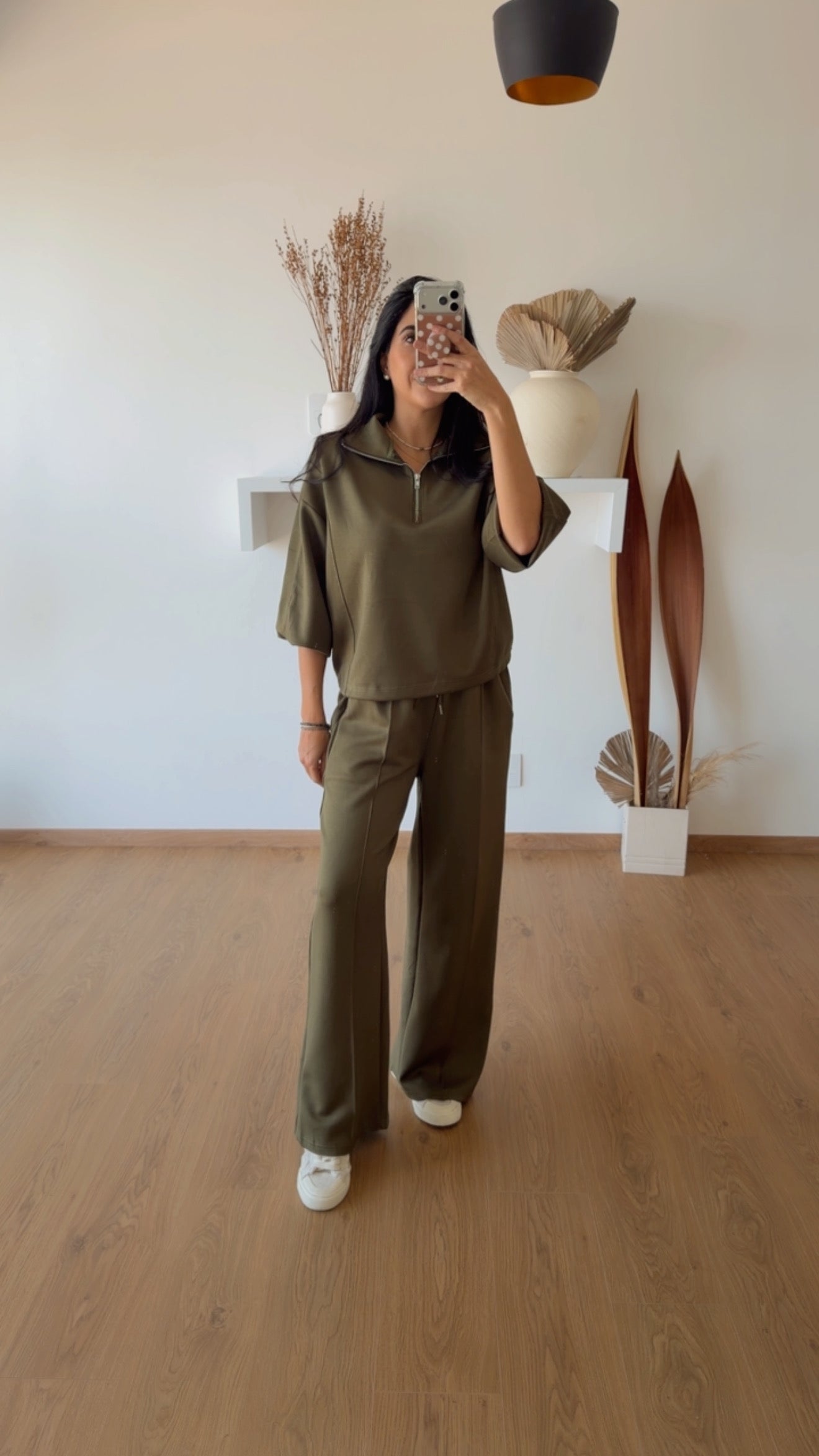 Set Roxana