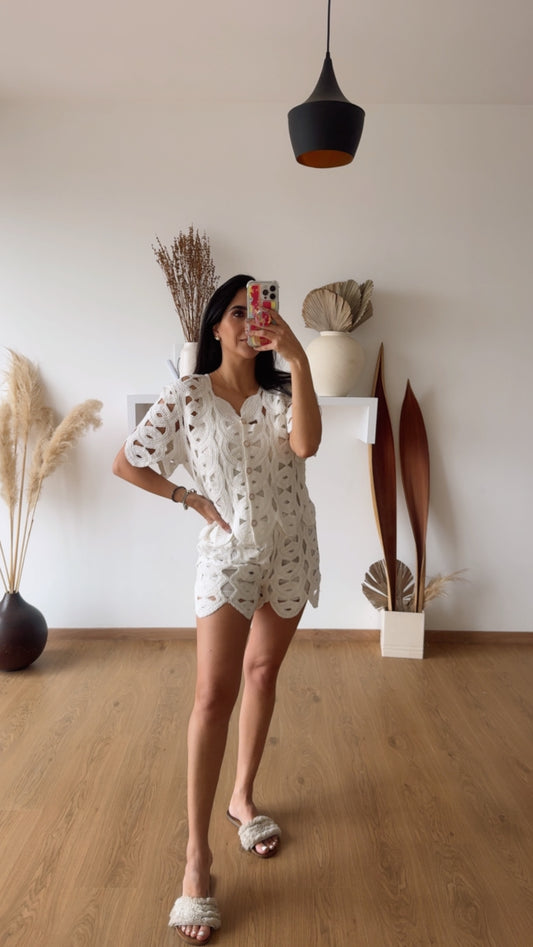 Set Romina