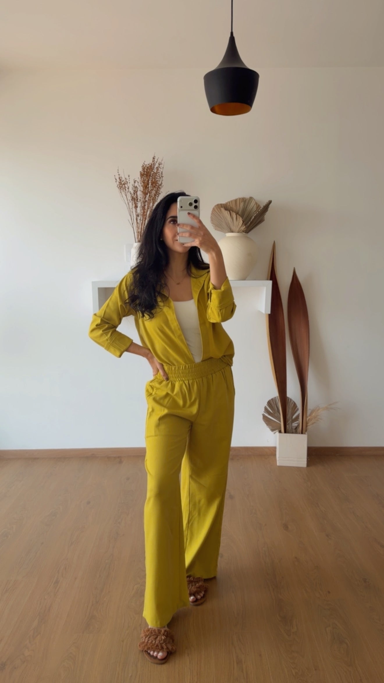 Set Margot Camisa Verde Limón Lino