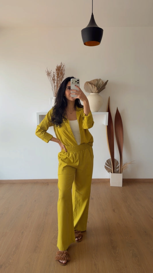 Set Margot Camisa Verde Limón Lino